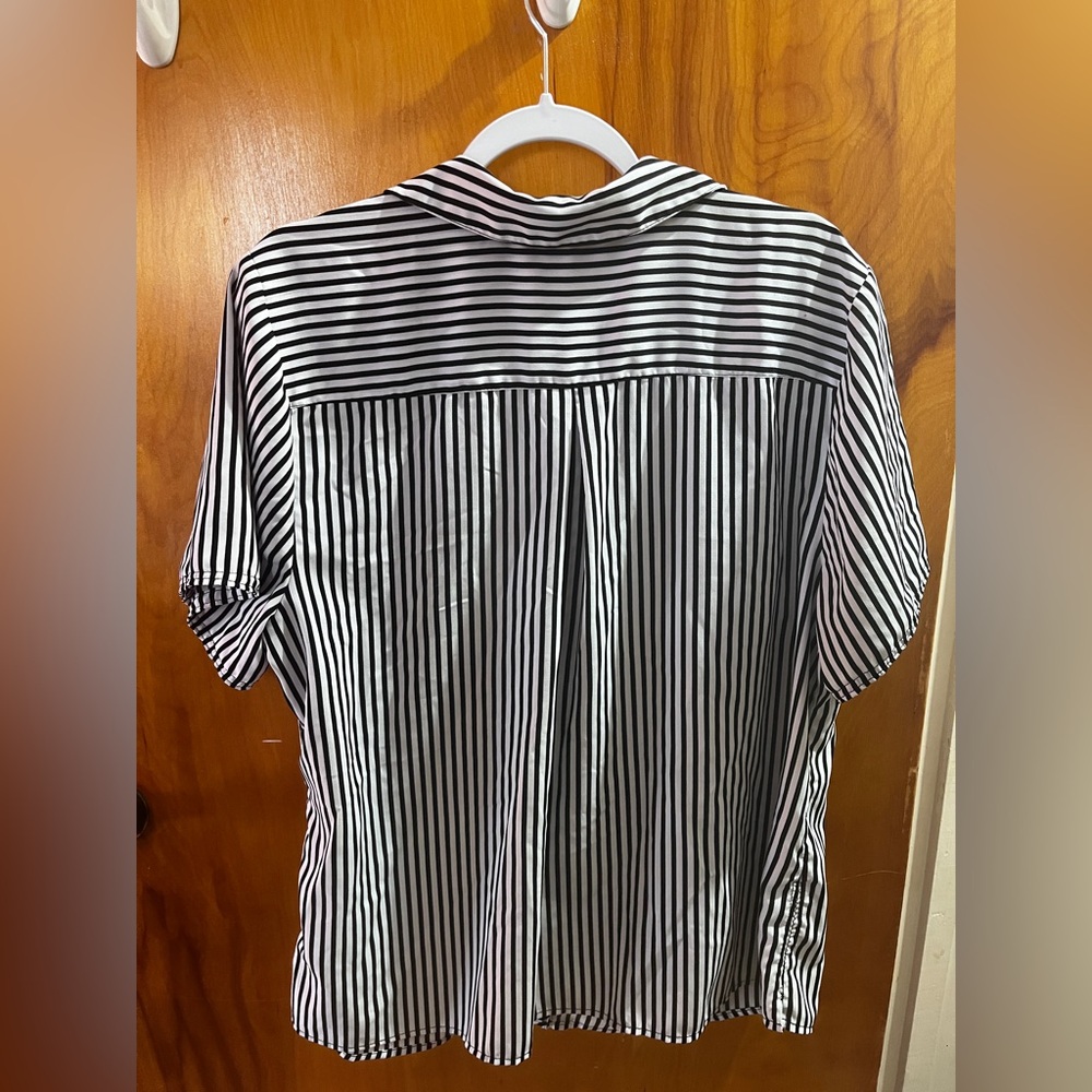 Black and White striped button up blouse 2X - Picture 2 of 3